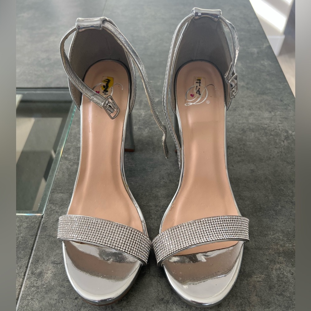 Silver Heels (Rhapsodielle)
